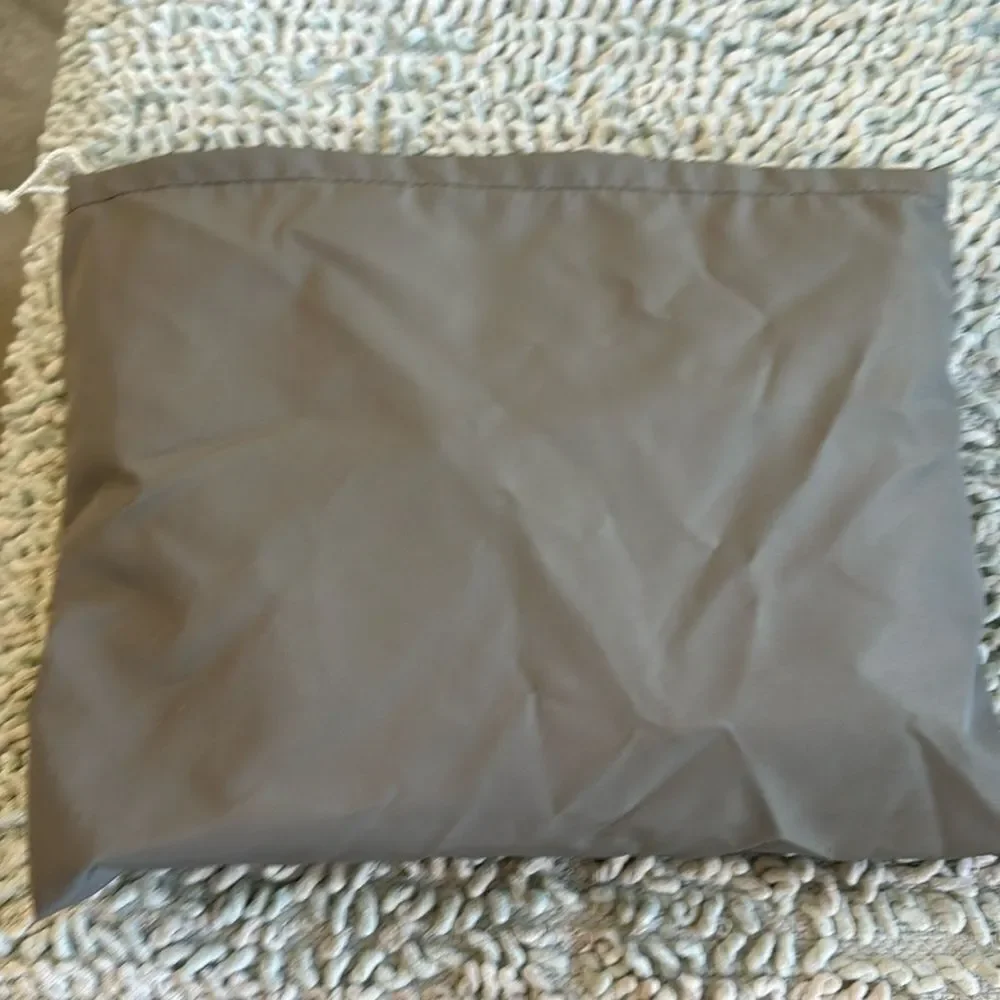 NEW KoverRoos 3’ round picnic table cover - Gray color